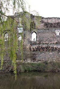 Newark Castle ruins overlooking the River Trent